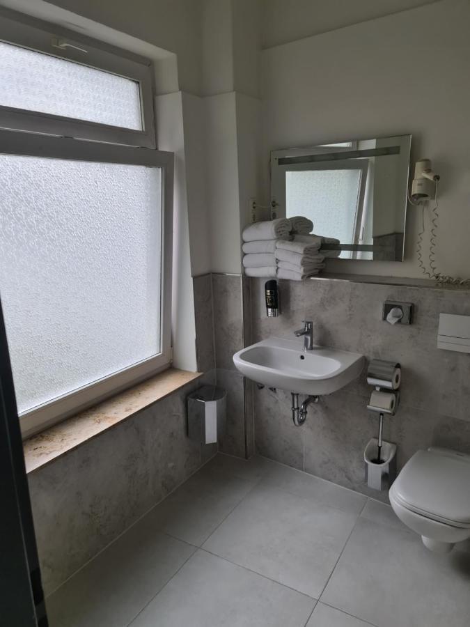 Altan Hotel Хамбург Екстериор снимка