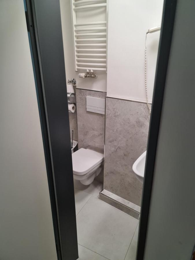 Altan Hotel Хамбург Екстериор снимка